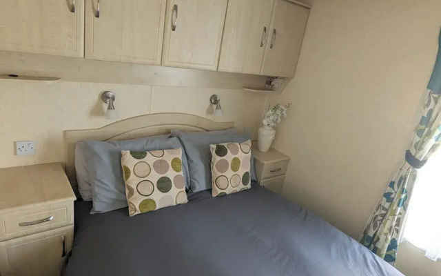 Beachcomber Cabin, Dog Friendly - Anderby Creek