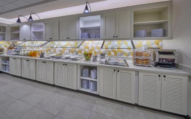 Hyatt Place Eugene / Oakway Center