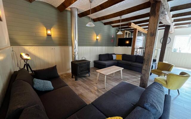 Ardennes farmhouse with heated indoor pool and bubble bath