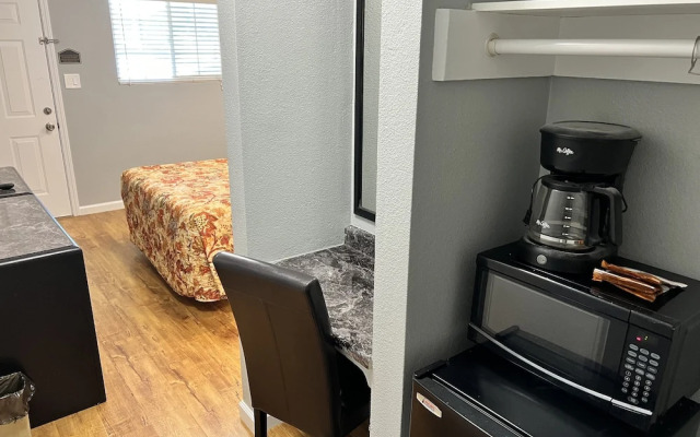 Studio Inn Livermore