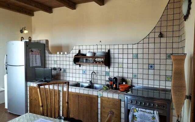 Casa Vacanze Relax Etna With Stunning Natural Beauty View