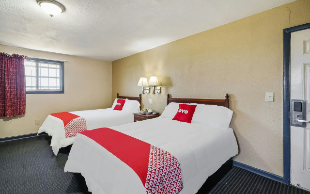 OYO Hotel Luling TX Downtown I-10/US-90
