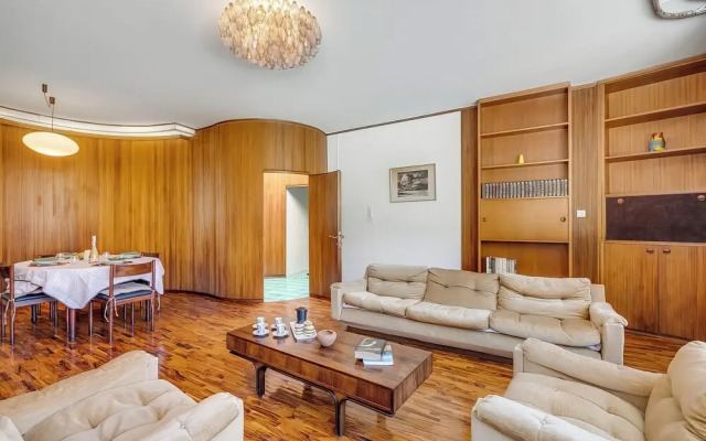 The Arco Round House