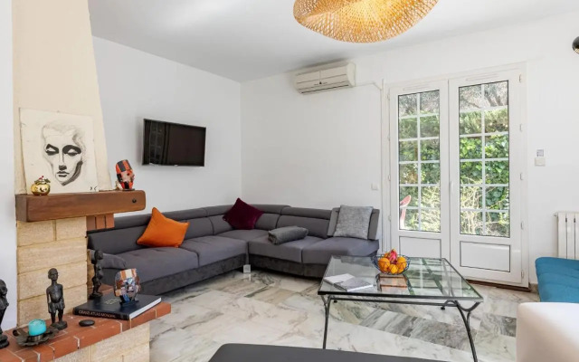 Holiday Home La Maison des Arts