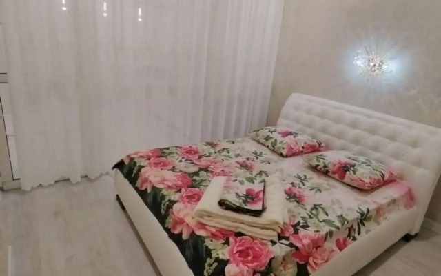 Studio apartments on Yamasheva Avenue 35