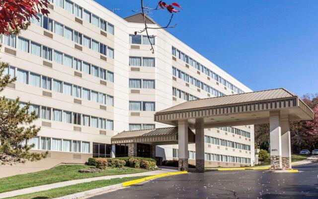 Clarion Hotel & Suites BWI Airport North