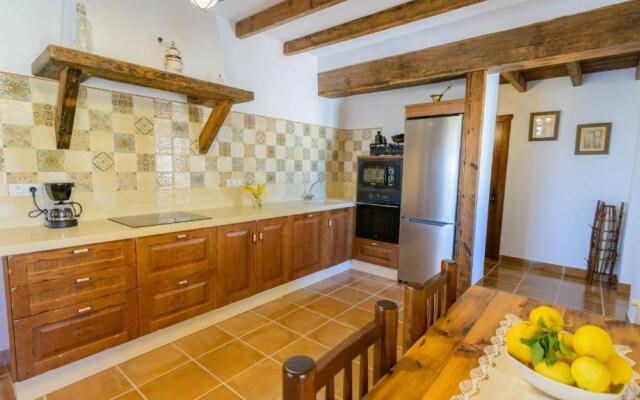 Casa Finca del Roble Antequera - La Higuera by Ruralidays