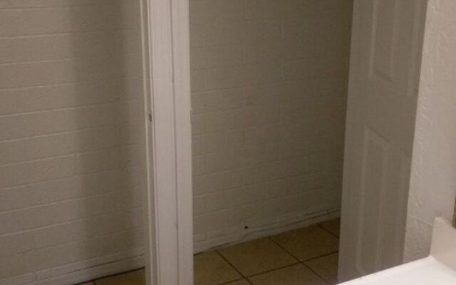 Best Inn & Suites Phoenix Airport Downtown