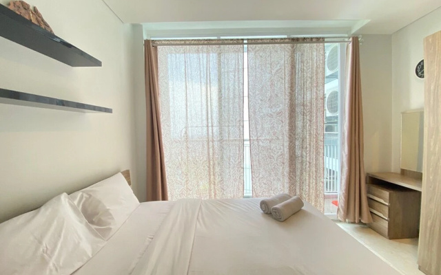 Pleasant 1Br Deluxe at Dago Suites Apartment Near Itb