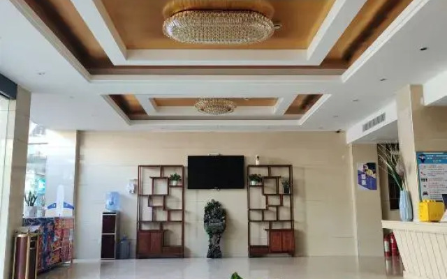Xinyang Yuelong Hotel