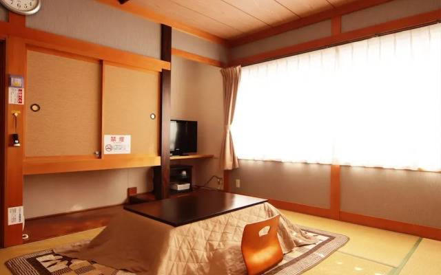 Tuji Wakuwaku Land Minshuku Chaya