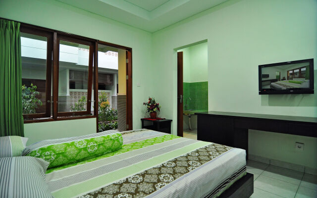 The Ayudya Glogor Carik