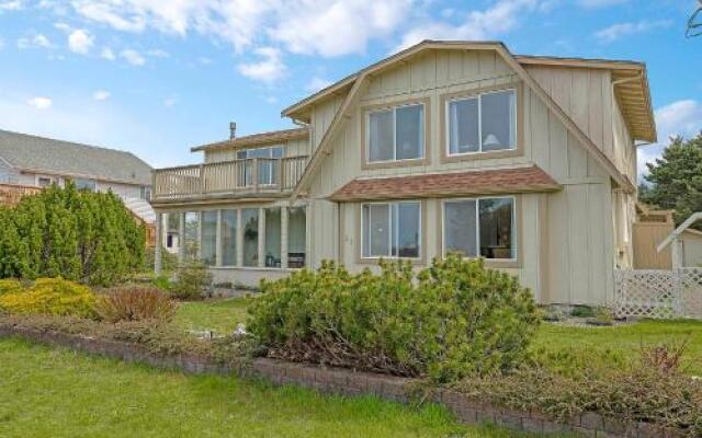 Surf Watch House in Copalis Beach