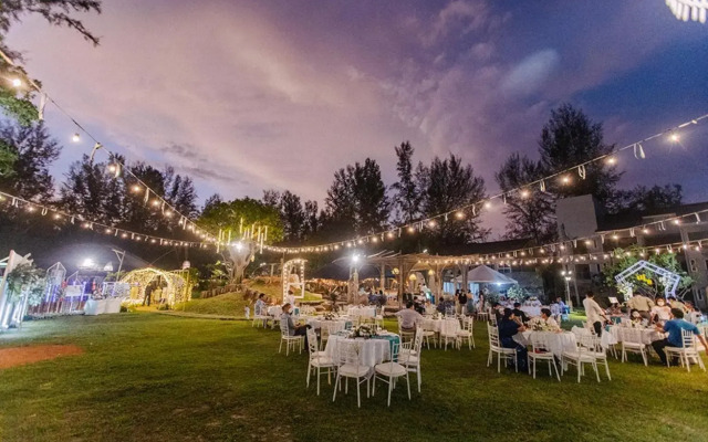 Dugong Village-Green Hotel