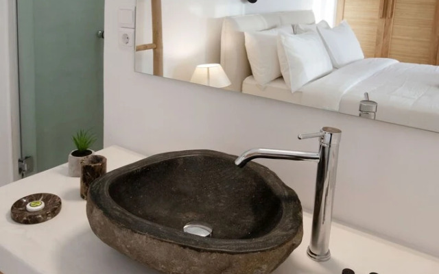 Mykonian house in Elia beach by GHH