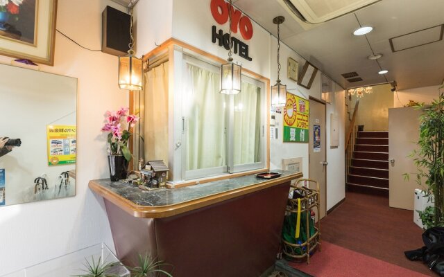 OYO 44615 Business Hotel Green
