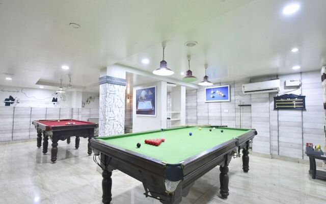 Collection O 12421 Hotel GT View