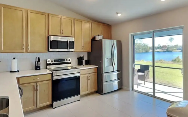 Sea Breeze Lake Villa Unit B