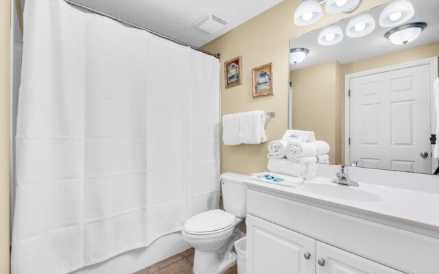 Majestic Beach Towers 1-1210