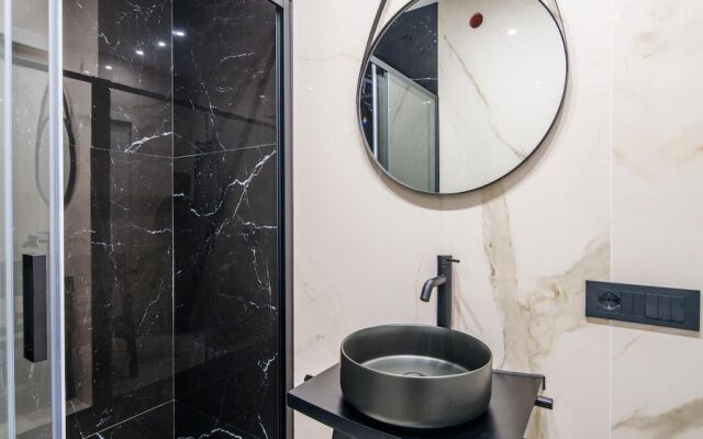 Welcomely - Superior Room - Dith Piaf