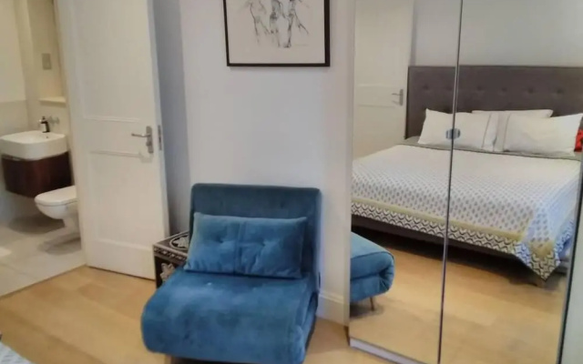 Superior Kensington, London Flat With Free Wi-fi