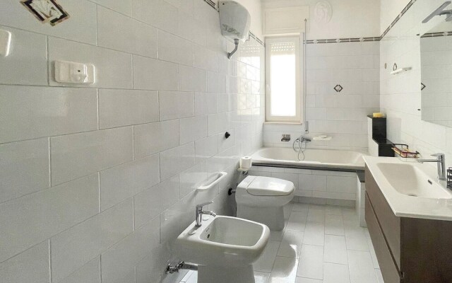 Amazing Apartment in Lizzano With 2 Bedrooms