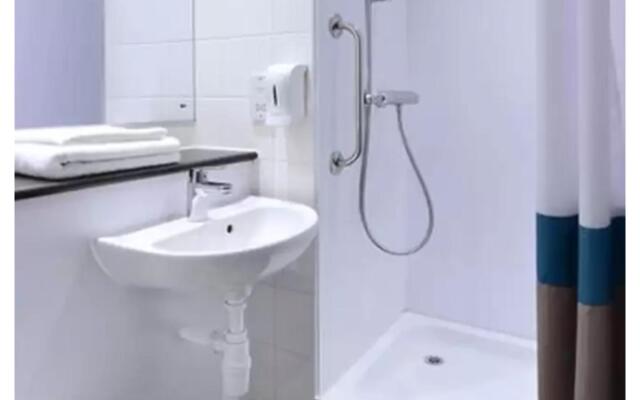 Travelodge London City