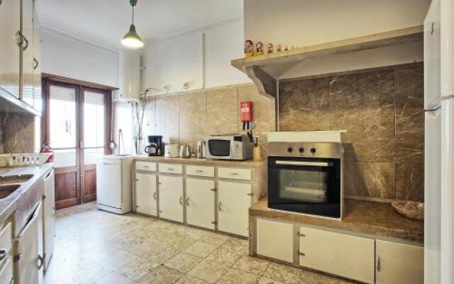 Apolónia 3 Frontal River View