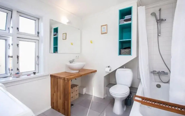 Apartment H4
