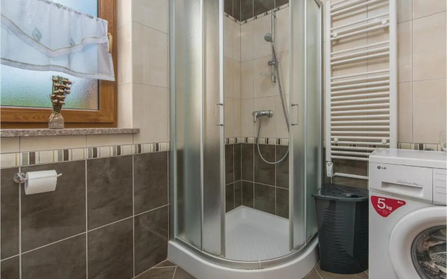 Holiday home Kastelir 50 with Outdoor Swimmingpool