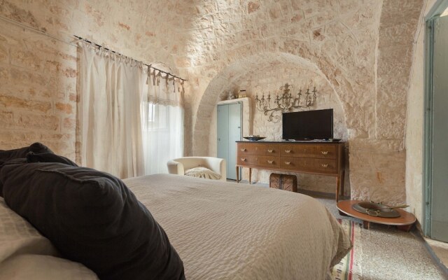 1970 Trulli Del Monsignore by Perle di Puglia