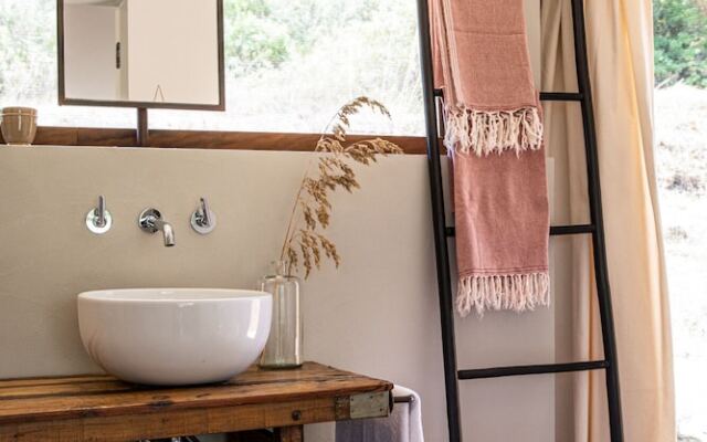 IUTA Glamping & Farm