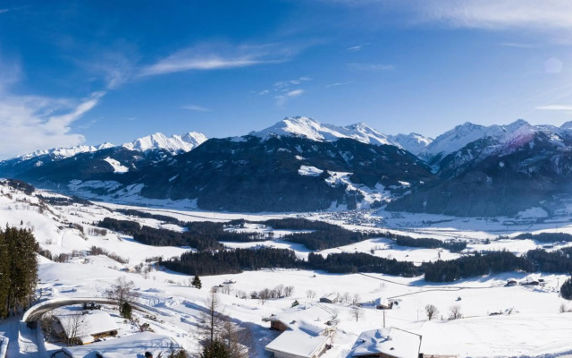 Ski in - Ski out Panoramaferienhaus Breitmoos neben Mittelstation