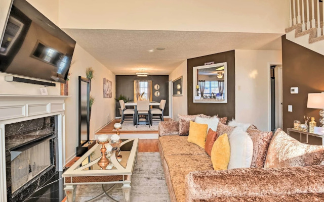 Charming Nashville Home ~ 6 Mi to Downtown!