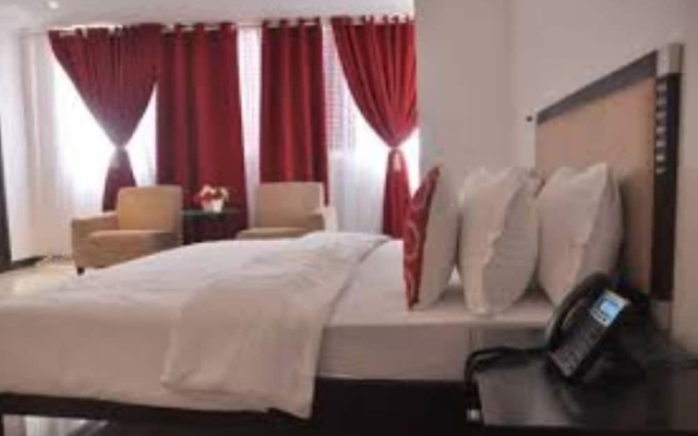 Guins Palace Hotel