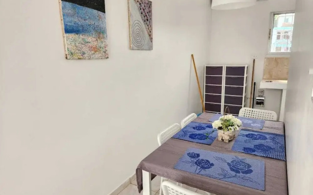 Secure 4-pers Apartment Close to the Beach