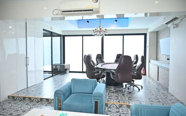 Urvi Banquets & Guest House