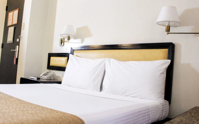 Palm Hotel Manila