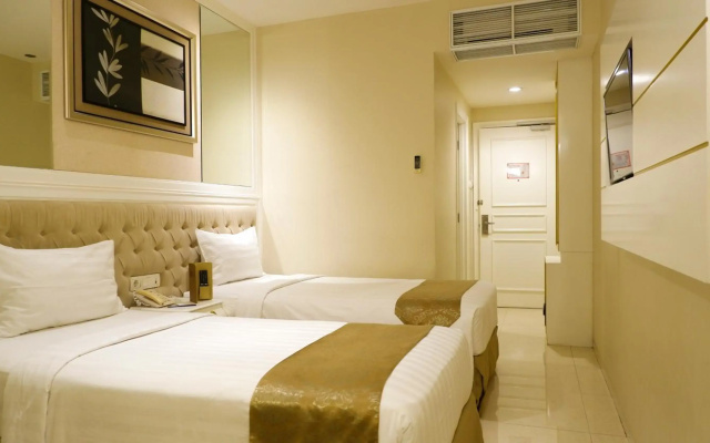 Grand Savero Hotel