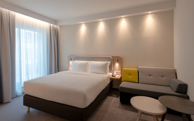 Holiday Inn Express Munich North by IHG