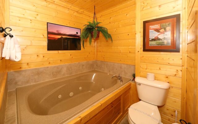 Up Up  Away - Two Bedroom Cabin