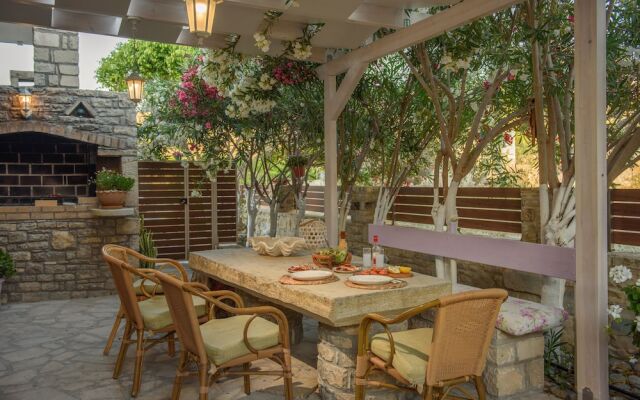 Tarsia Homes & Suites