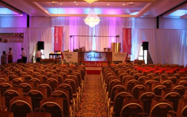 Ramada Convention Center Eau Claire