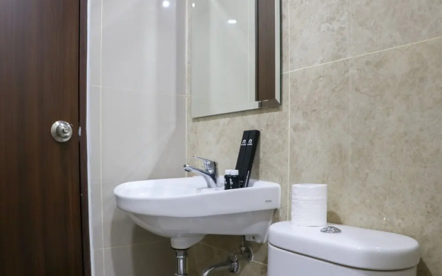 Comfort 2Br Apartment At 30Th Floor Transpark Cibubur