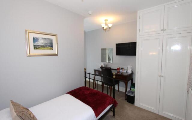 Fern Howe Guest House