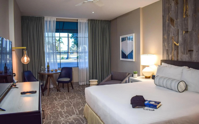 Beachside Inn