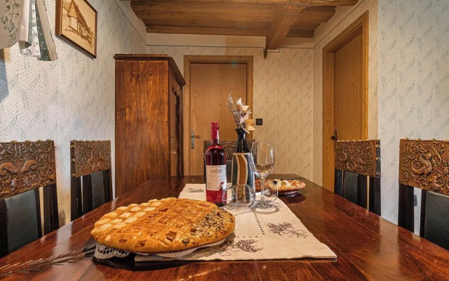 Vineyard Cottage Pavlin 2