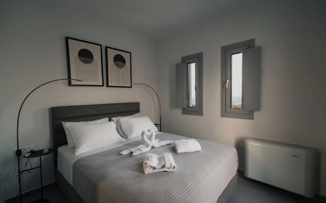 Uranides Luxury Suites