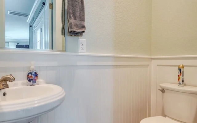 The Hide Away Beach on the Bay