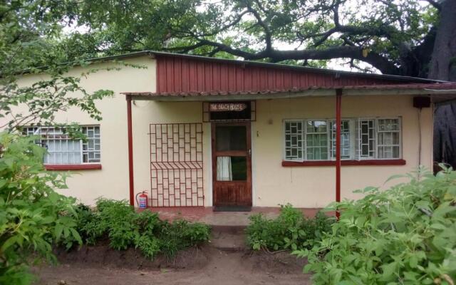 Nkhudzi Beach Lodge